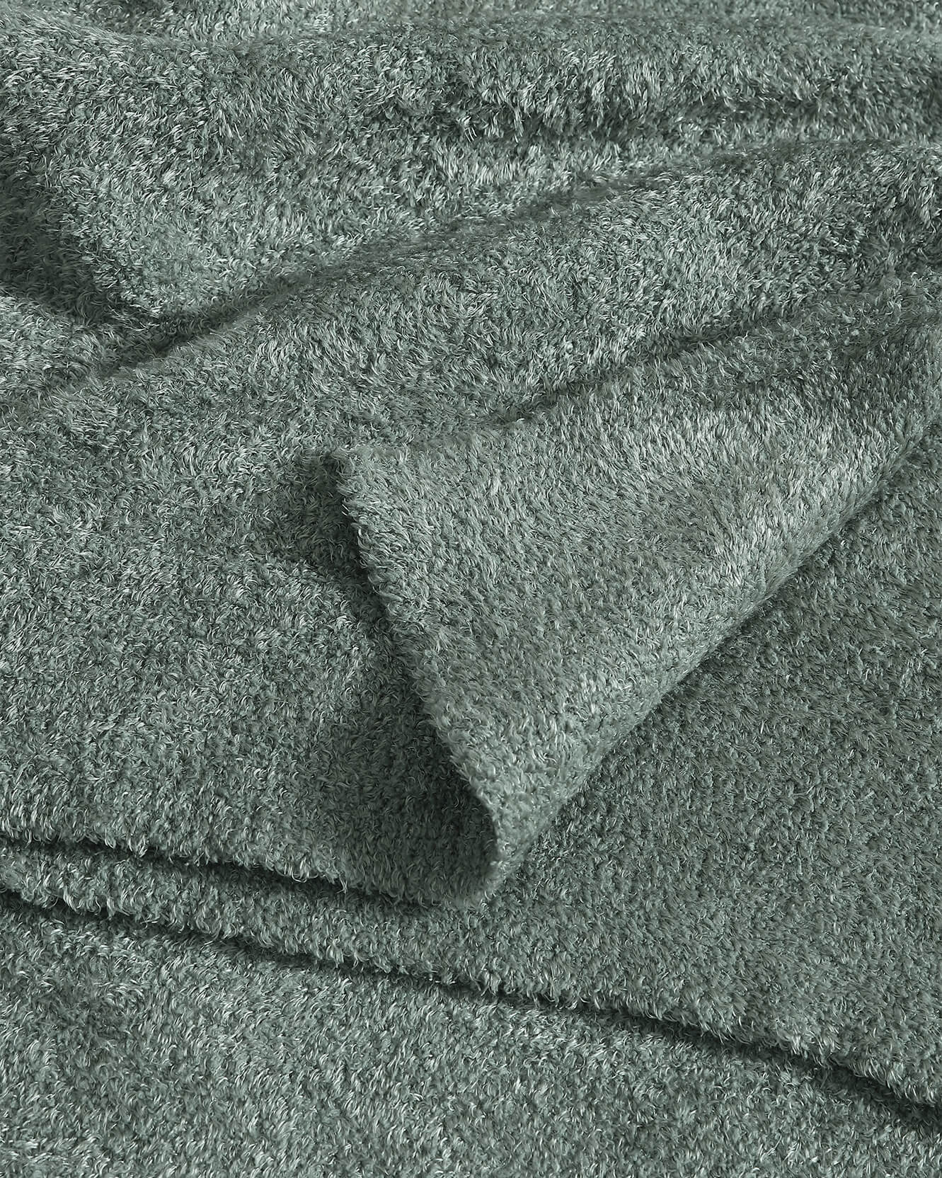 Cloud Silque Bed Blanket Bundle