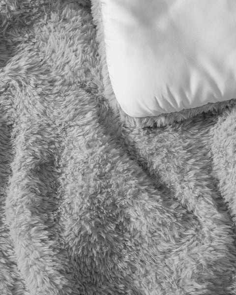 Breathable Faux Fur Comforter