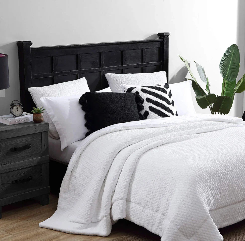 Pom Pom Throw Pillow | Last Chance