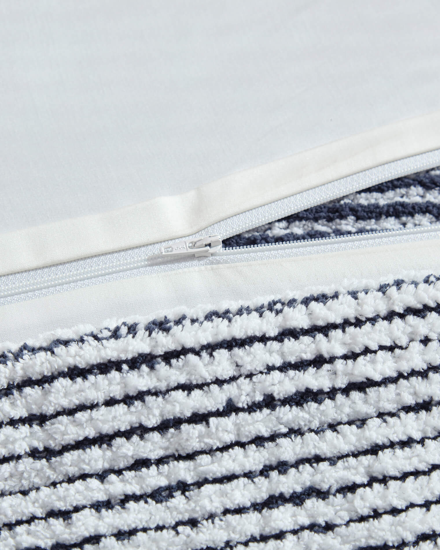 Two-Tone Snug Ribbed Bamboo Duvet Cover