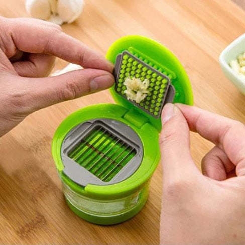 Touchless Garlic Chopper And Slicer - Family Friendly Furniture